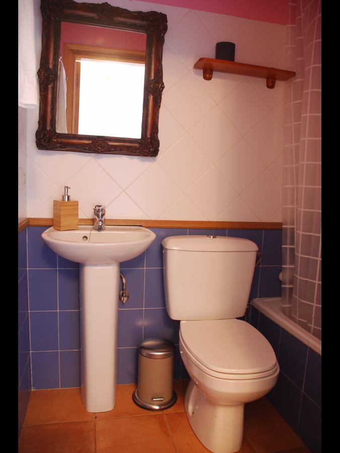 Hotel Rural Del Medico Regumiel de la Sierra Екстериор снимка